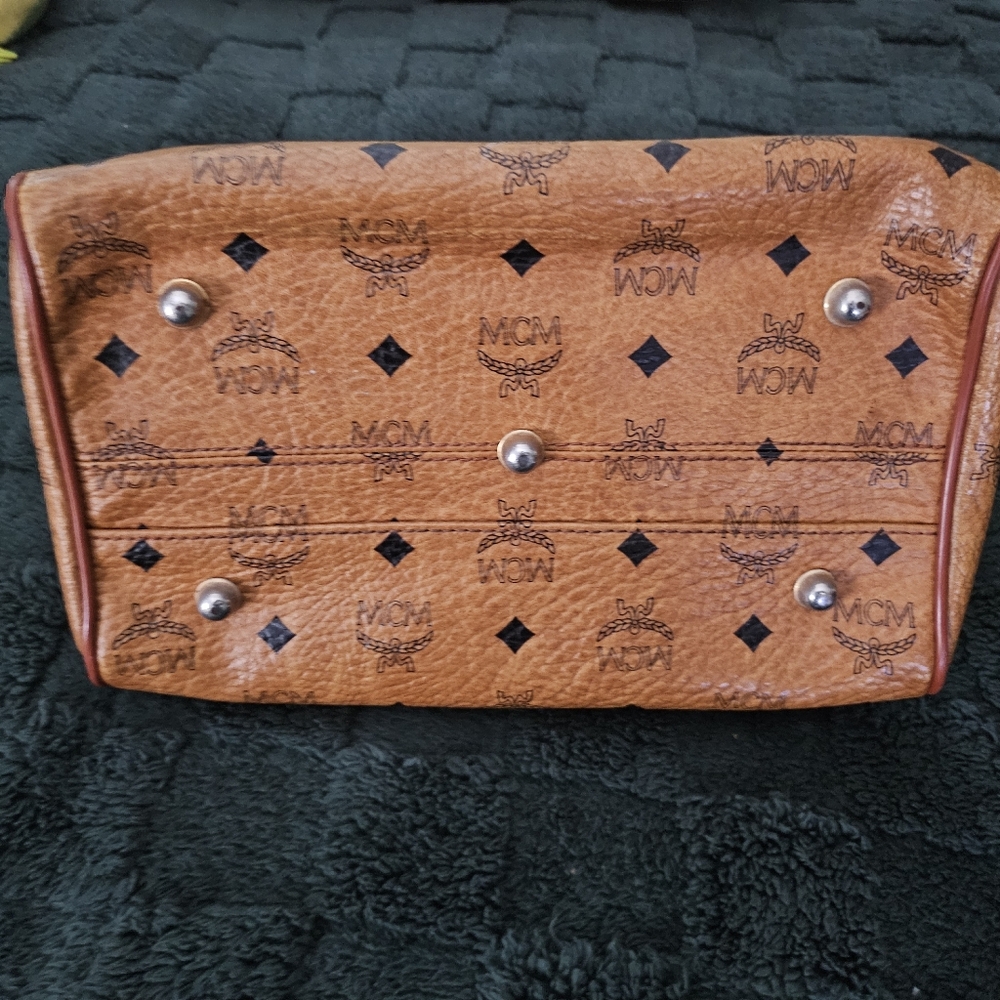 MCM purse - Picture 3 of 12